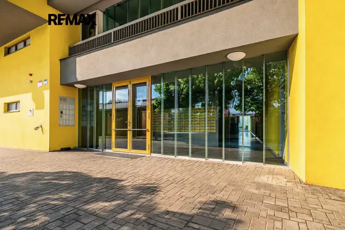 Prodej bytu 1+kk, Praha - Záběhlice, Na Slatince, 31 m2