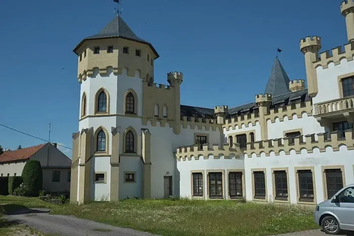 Dražba pozemku, Znojmo, Suchohrdelská, 1616 m2