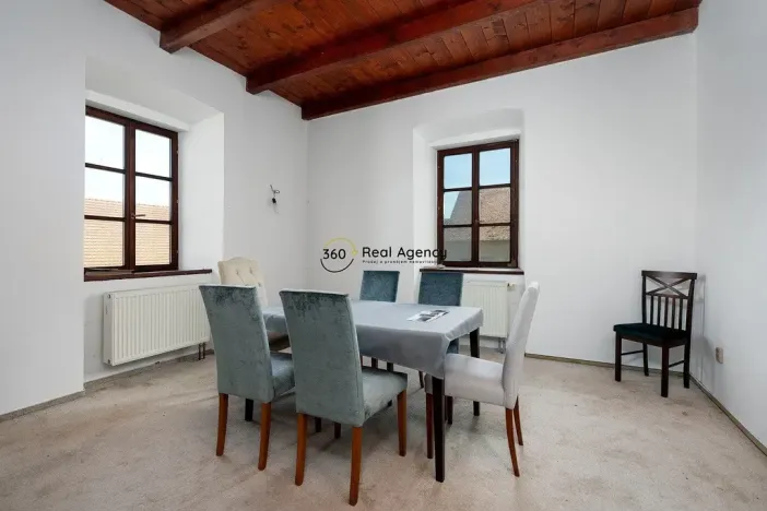 Prodej výrobních prostor, Hrušová, 1100 m2