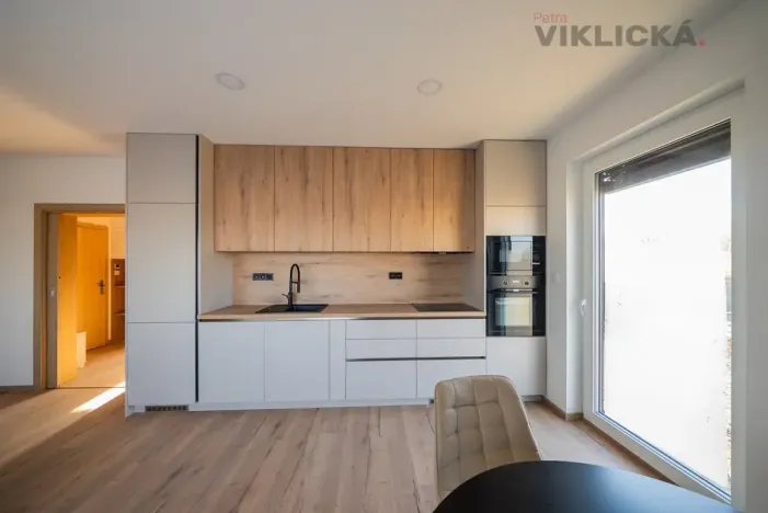 Prodej bytu 2+kk, Zaječí, Hlavní, 63 m2