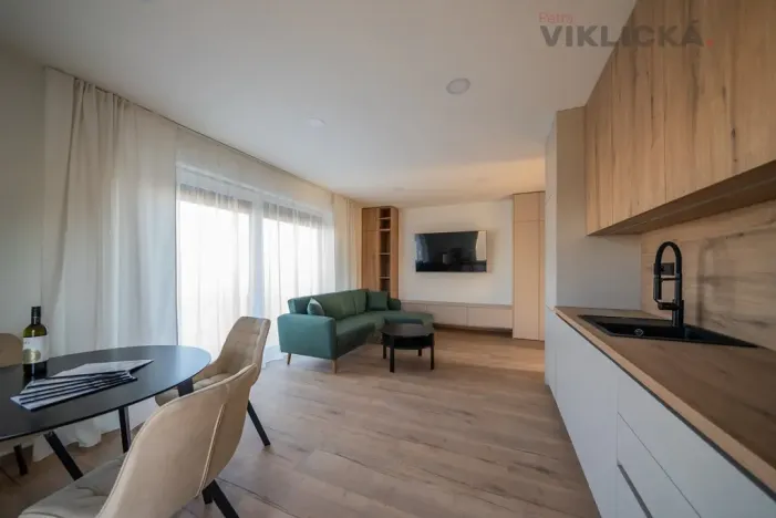 Prodej bytu 2+kk, Zaječí, Hlavní, 63 m2