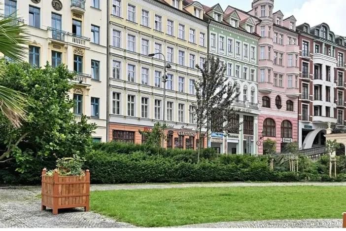 Prodej bytu 3+1, Karlovy Vary, Divadelní náměstí, 113 m2