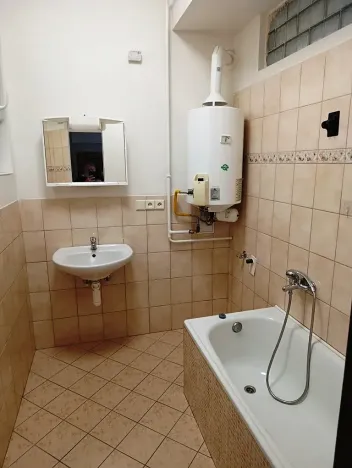 Pronájem bytu 2+1, Prostějov, Poděbradovo nám., 74 m2