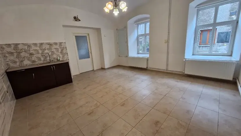Pronájem obchodního prostoru, Bruntál, Nerudova, 60 m2