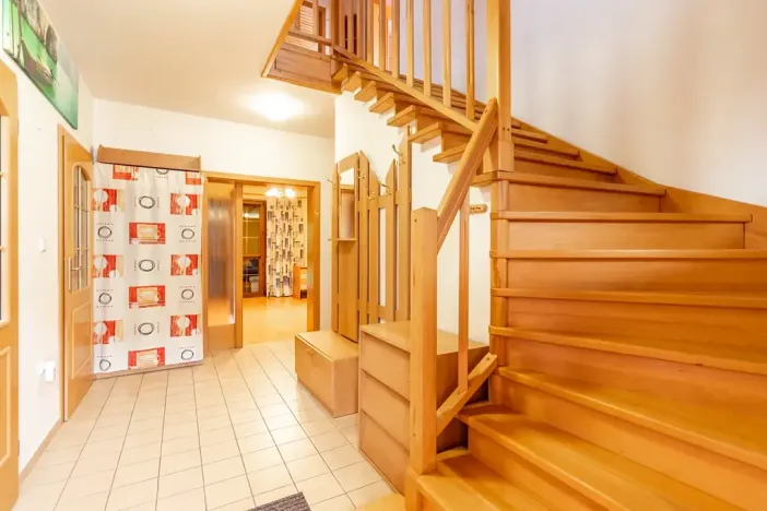 Prodej rodinného domu, Mnichovo Hradiště, Lomená, 219 m2