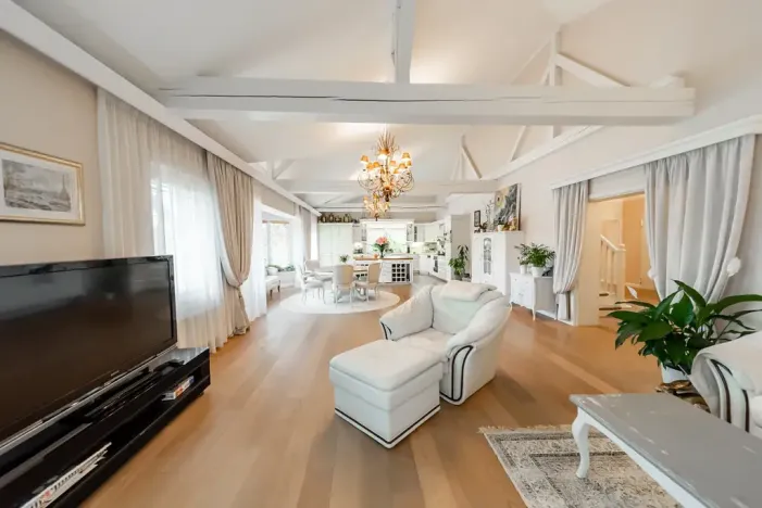 Prodej vily, Jesenice, Jiřinková, 330 m2