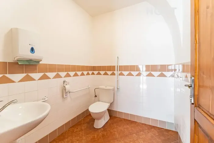 Pronájem restaurace, Štíty, nám. Míru, 59 m2