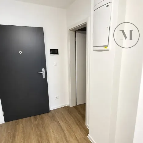 Pronájem bytu 2+kk, České Budějovice, K Šindlovým Dvorům, 79 m2