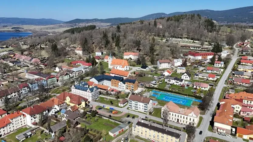 Prodej bytu 3+kk, Horní Planá, Náměstí, 83 m2