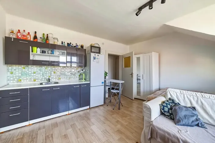 Pronájem bytu 1+kk, Praha - Kobylisy, Pakoměřická, 20 m2