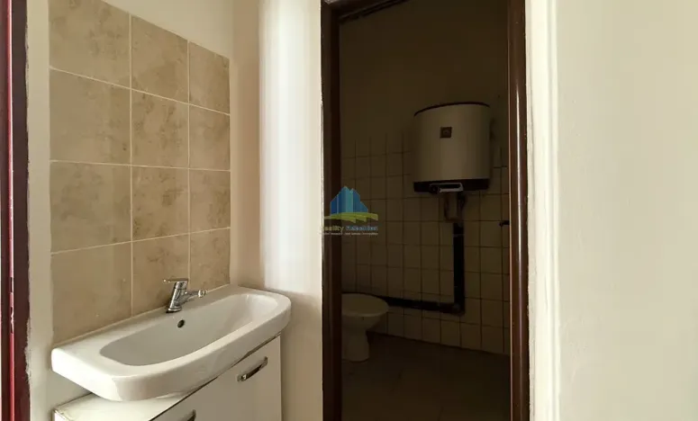 Pronájem obchodního prostoru, Aš, Hlavní, 32 m2
