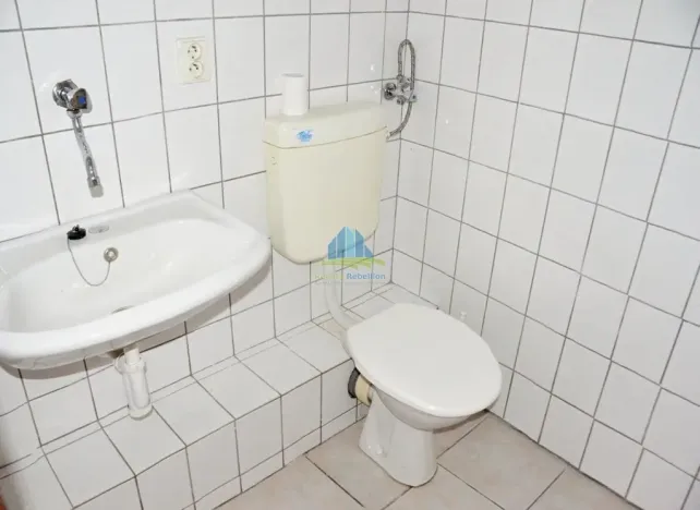 Pronájem obchodního prostoru, Aš, Hlavní, 32 m2