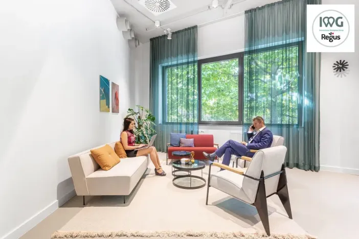 Pronájem kanceláře, Praha - Karlín, Rohanské nábřeží, 110 m2