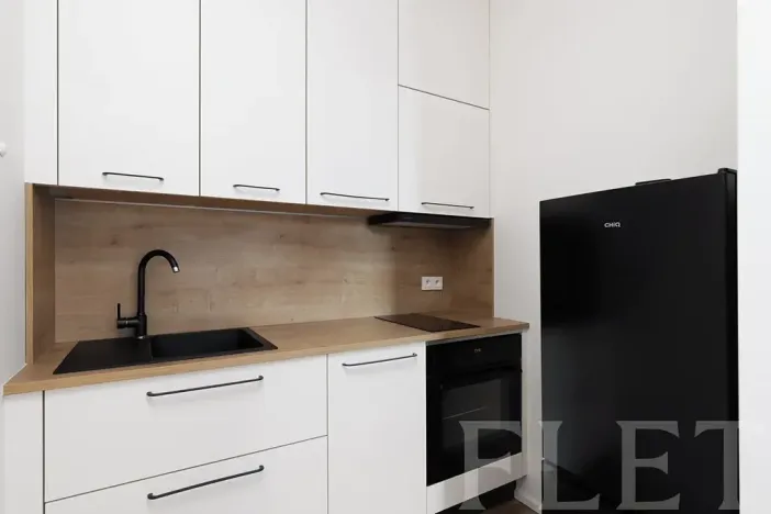Pronájem bytu 1+kk, Praha - Libeň, Zenklova, 33 m2