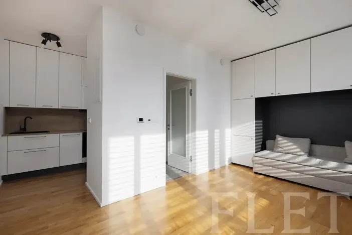 Pronájem bytu 1+kk, Praha - Libeň, Zenklova, 33 m2