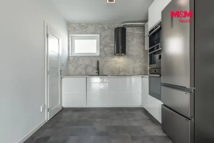 Prodej rodinného domu, Milovice - Mladá, Lipová, 99 m2