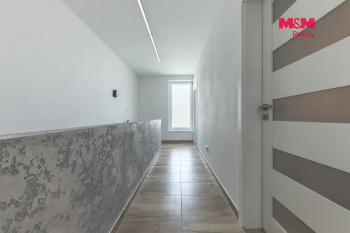Prodej rodinného domu, Milovice - Mladá, Lipová, 99 m2