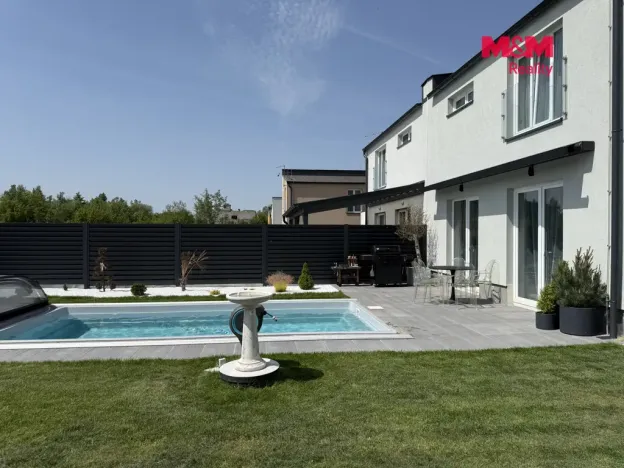 Prodej rodinného domu, Milovice - Mladá, Lipová, 99 m2
