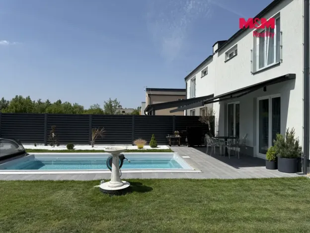 Prodej rodinného domu, Milovice - Mladá, Lipová, 99 m2