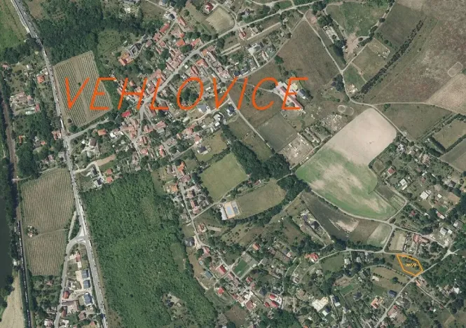 Prodej pozemku, Mělník, 1722 m2