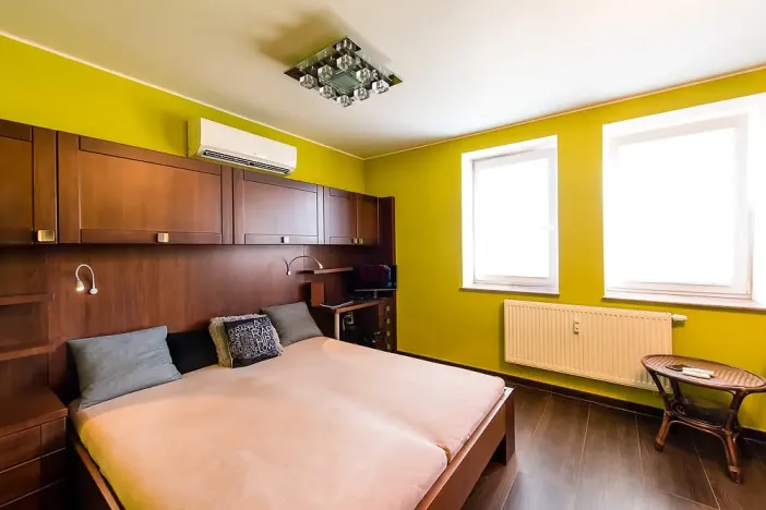 Pronájem bytu 1+kk, Plzeň, Kardinála Berana, 32 m2
