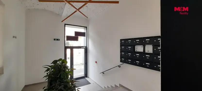 Pronájem bytu 1+kk, Hradec Králové - Kukleny, Pražská třída, 30 m2