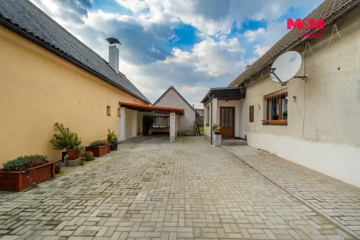 Prodej rodinného domu, Brodce, Hluboká, 101 m2