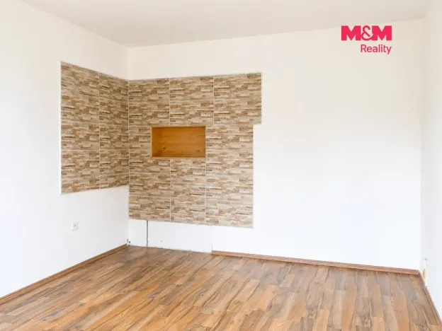 Pronájem bytu 2+1, Verneřice, Příbramská, 54 m2