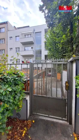 Pronájem bytu 2+kk, Hradec Králové, Střelecká, 45 m2