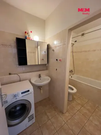 Pronájem bytu 2+kk, Praha - Hostivař, Přeštická, 52 m2