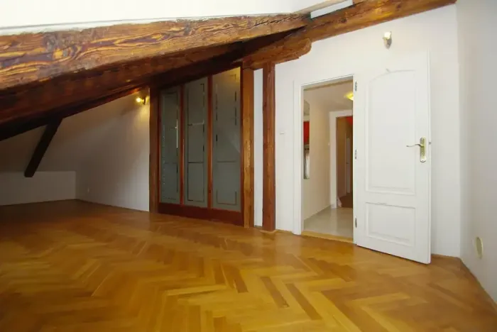 Pronájem atypického bytu, Praha - Smíchov, Viktora Huga, 164 m2