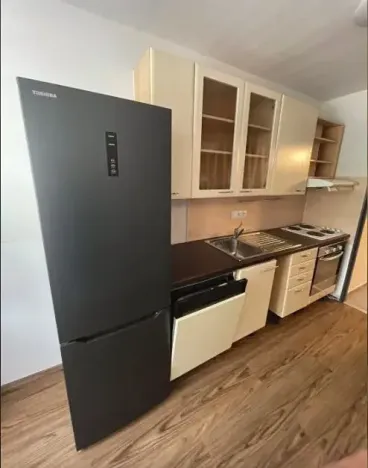 Pronájem bytu 2+kk, Praha - Troja, Krosenská, 45 m2