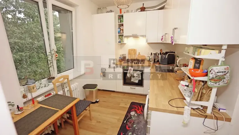 Pronájem bytu 2+1, Praha - Hloubětín, Zelenečská, 50 m2