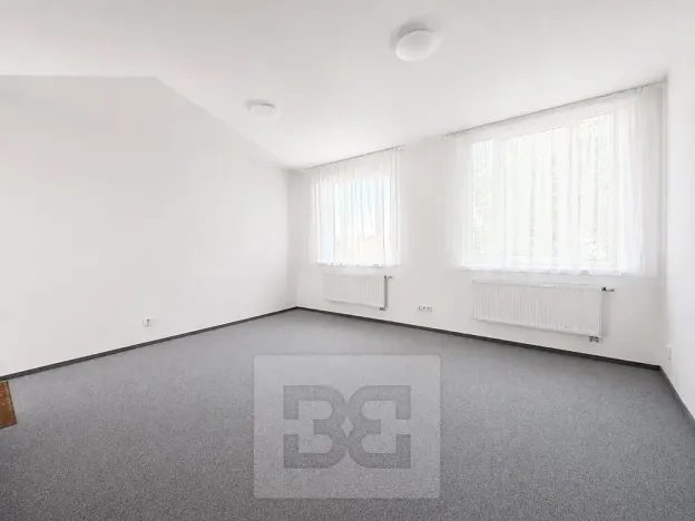 Pronájem bytu 3+kk, Břeclav, Husova, 100 m2