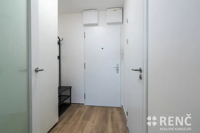 Pronájem bytu 1+kk, Kuřim, Záhoří, 32 m2
