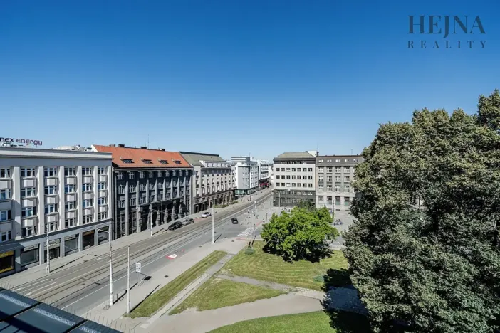 Pronájem obchodního prostoru, Ostrava, náměstí Dr. E. Beneše, 108 m2