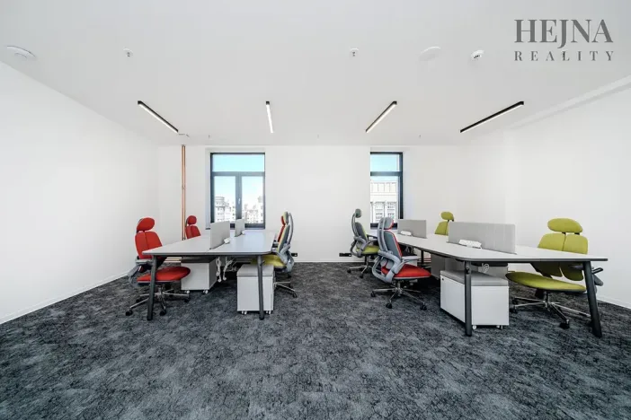 Pronájem kanceláře, Ostrava, náměstí Dr. E. Beneše, 26 m2