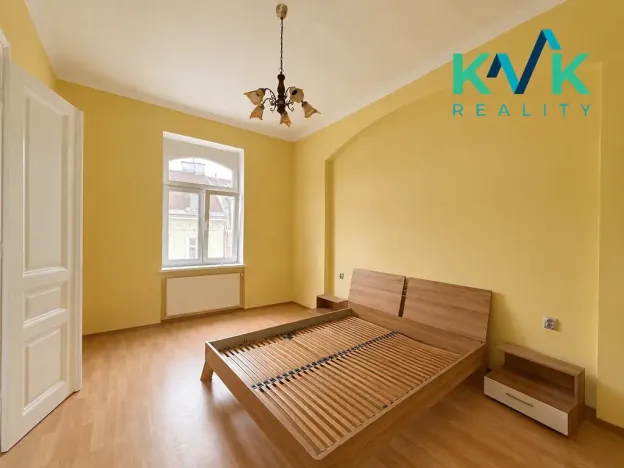 Pronájem bytu 2+1, Karlovy Vary, Zeyerova, 74 m2