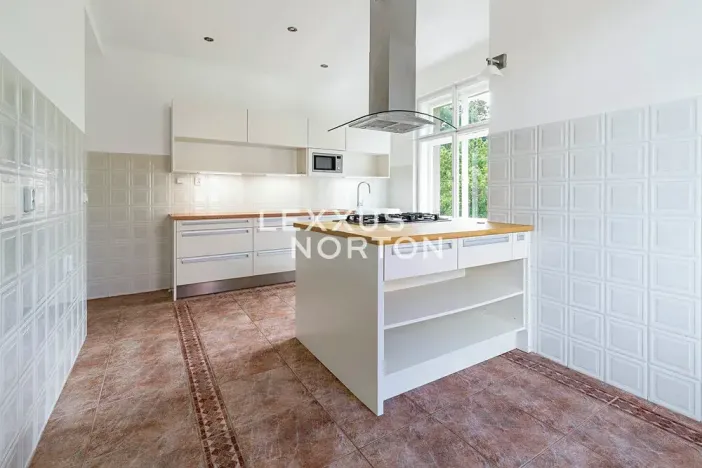 Pronájem bytu 5+1, Praha - Dejvice, Šárecká, 150 m2