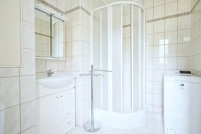 Prodej bytu 2+1, Meziboří, Májová, 63 m2