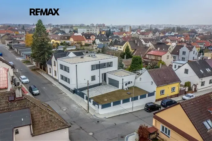 Pronájem bytu 3+kk, Kladno, Veleslavínova, 71 m2