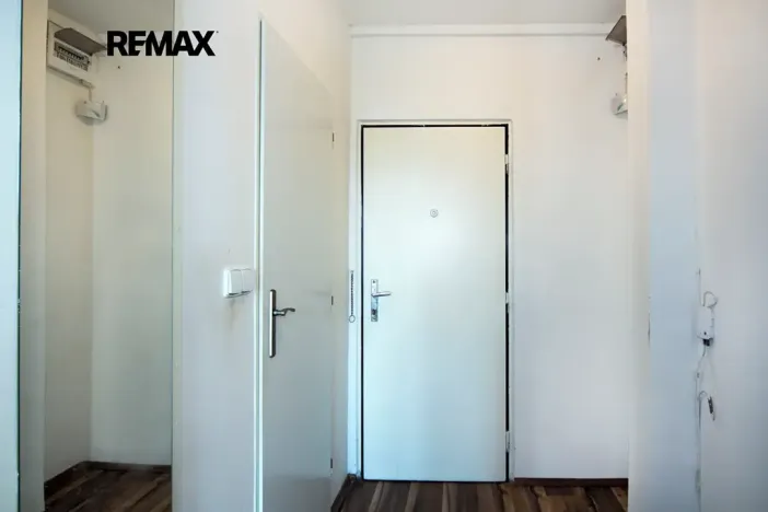 Pronájem bytu 2+kk, Praha - Nusle, Plamínkové, 40 m2