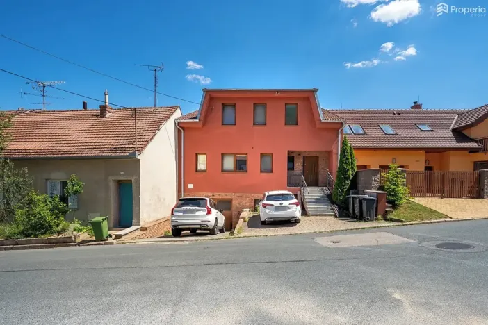 Prodej rodinného domu, Mokrá-Horákov, 365 m2