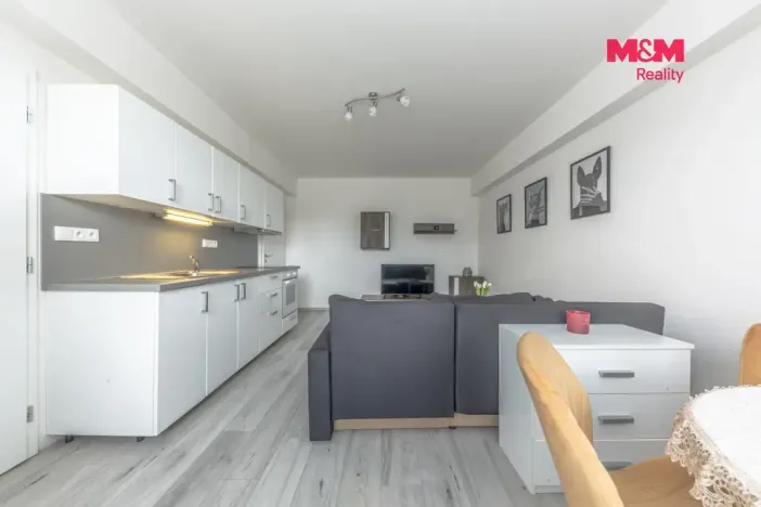 Pronájem bytu 2+kk, Mladá Boleslav - Mladá Boleslav II, Jana Palacha, 42 m2