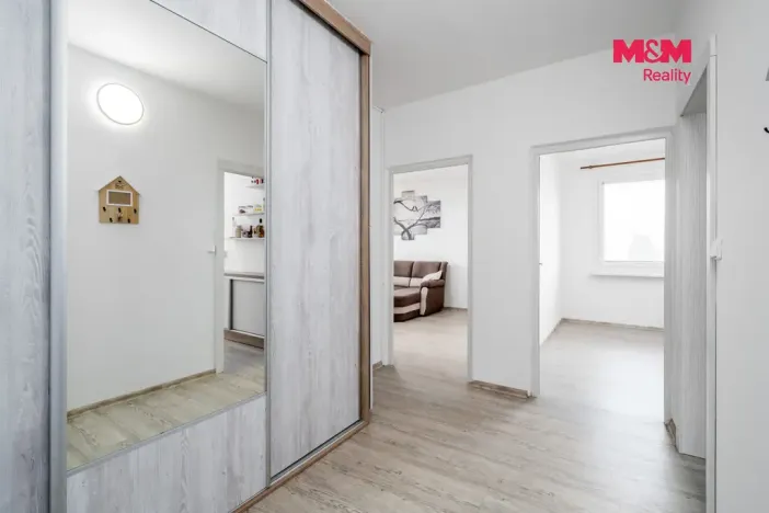 Prodej bytu 3+1, Ústí nad Labem - Severní Terasa, Jizerská, 69 m2