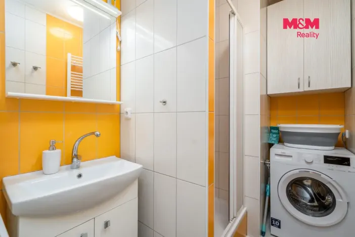 Prodej bytu 3+1, Ústí nad Labem - Severní Terasa, Jizerská, 69 m2