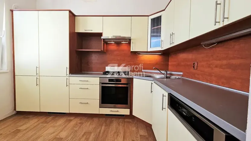 Pronájem bytu 2+1, Opava, Na Pastvisku, 44 m2