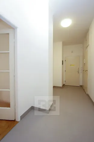 Pronájem bytu 2+1, Praha - Holešovice, Vinařská, 40 m2