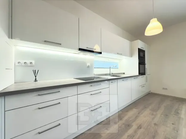 Pronájem bytu 2+kk, Praha - Letňany, Malkovského, 56 m2