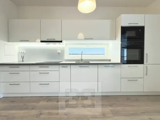 Pronájem bytu 2+kk, Praha - Letňany, Malkovského, 56 m2
